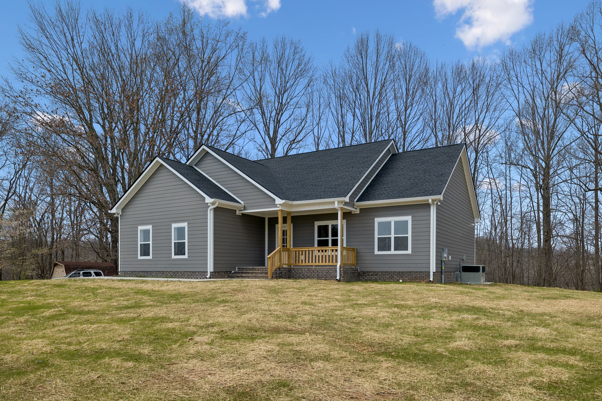 4083 Long Creek Road Lafayette, TN 37083 - Photo 2 of 36