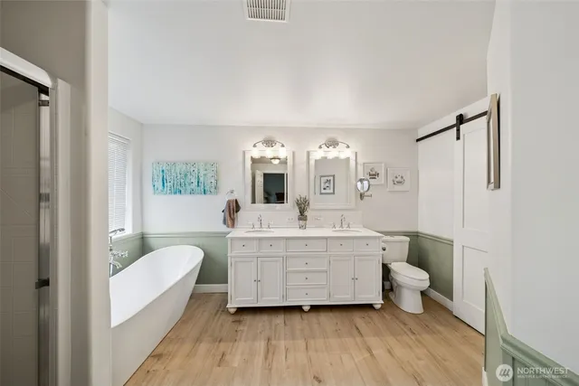 $685,000 | 109 View Point Drive, Salkum, WA 98582