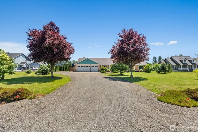 $685,000 | 109 View Point Drive, Salkum, WA 98582