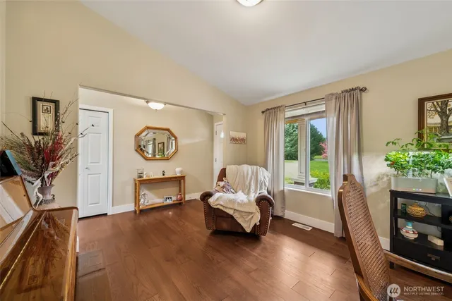 $685,000 | 109 View Point Drive, Salkum, WA 98582