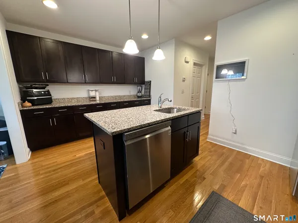 $3,100 | 502 Copper Square Drive, Unit 502, Bethel, CT 06801