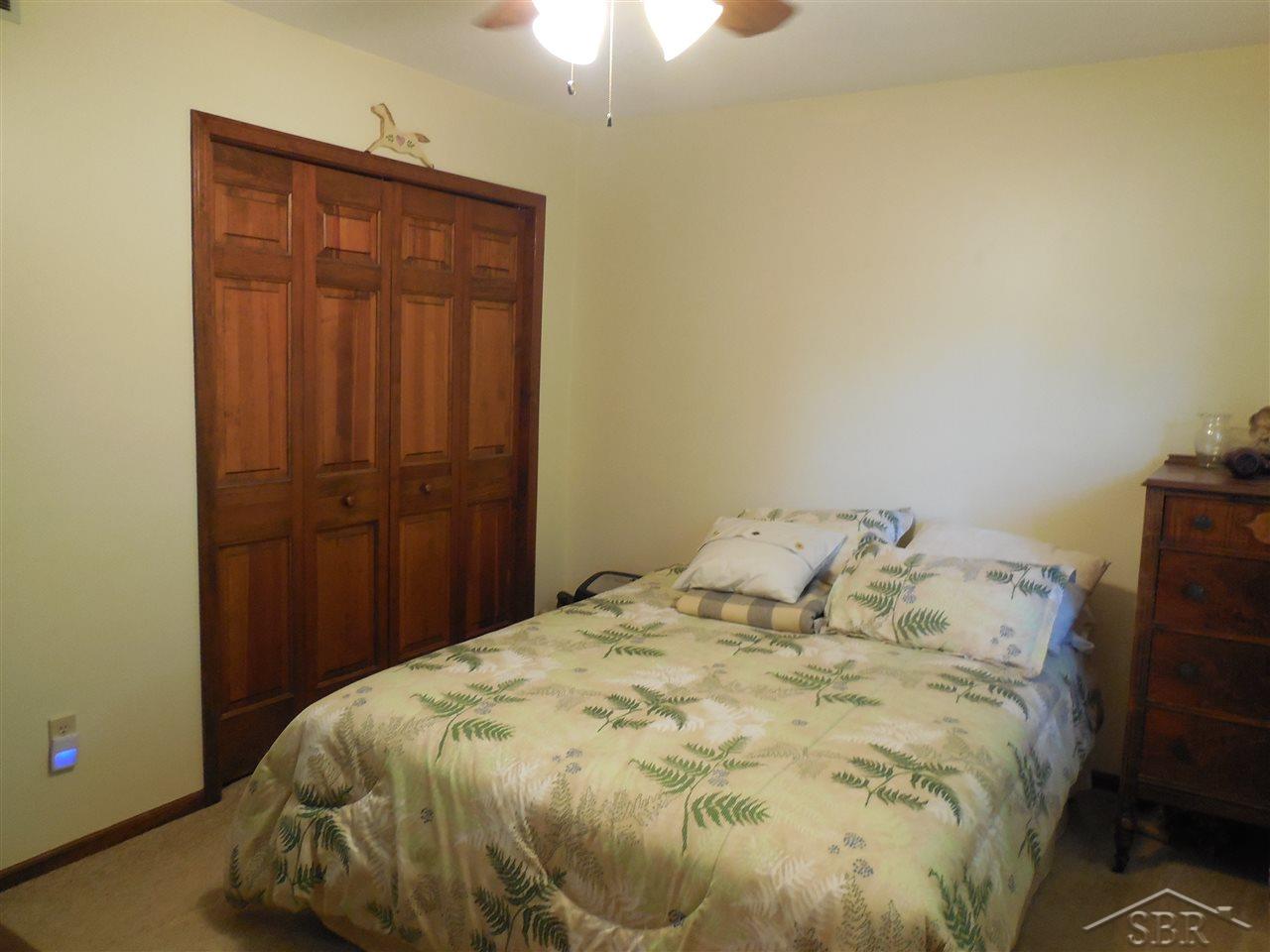 8212 Ohern Road Saginaw, MI 48609 - Photo 33 of 50 31366493-32.JPG
