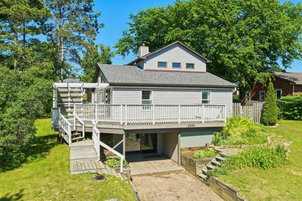 $400,000 | 5698 Stagecoach Trail North, Stillwater, MN 55082