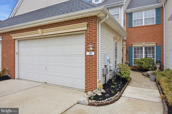 $479,000 | 19 Grand Banks Circle, Marlton, NJ 08053