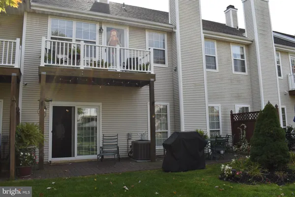 $499,999 | 19 Grand Banks Circle, Marlton, NJ 08053