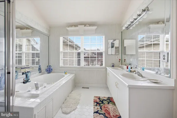 $479,000 | 19 Grand Banks Circle, Marlton, NJ 08053