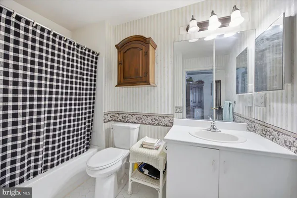 $479,000 | 19 Grand Banks Circle, Marlton, NJ 08053