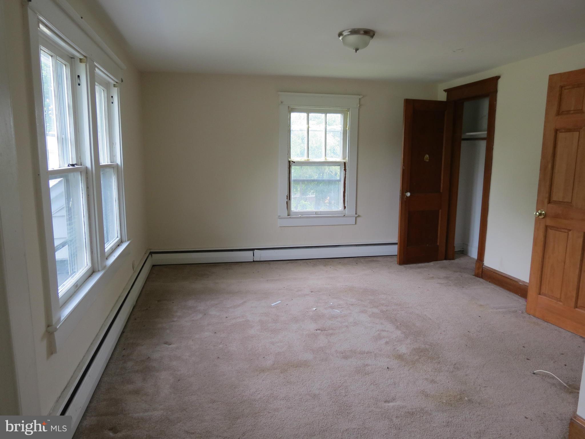 27609 Ridge Road Damascus, MD 20872 - Photo 14 of 29 Bedroom 1