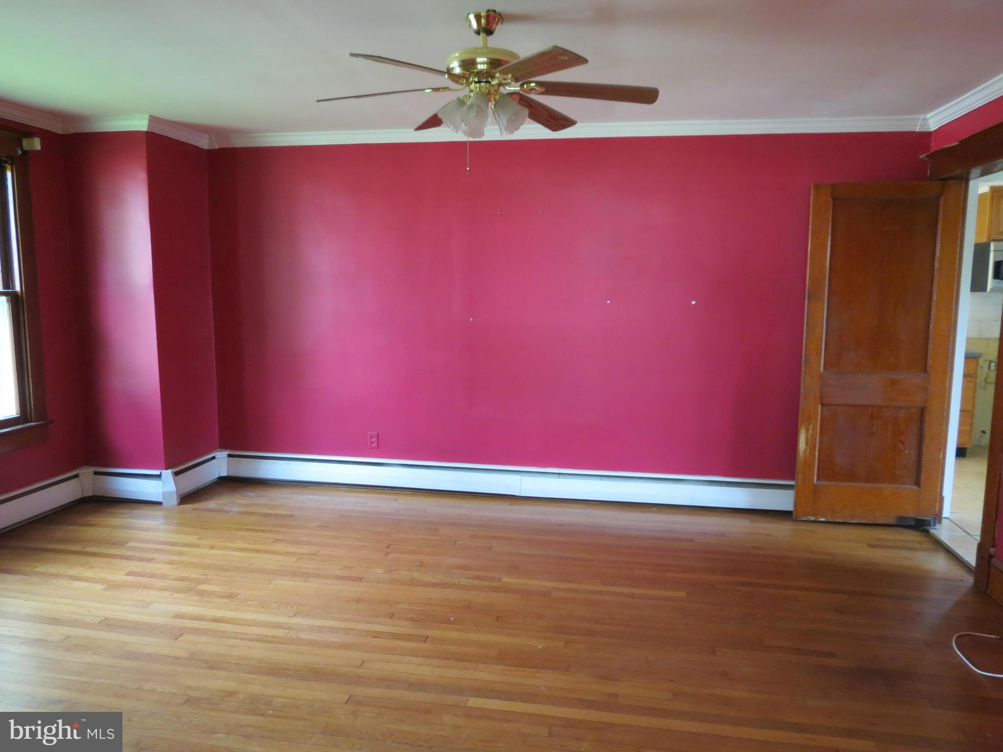 27609 Ridge Road Damascus, MD 20872 - Photo 8 of 29 Dining Room
