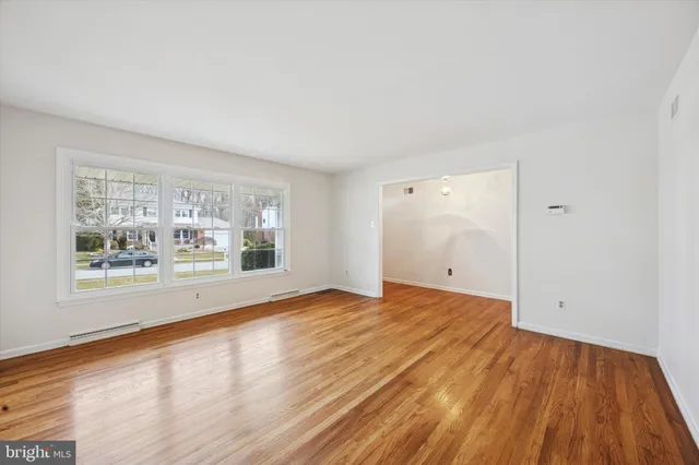 $525,000 | 2710 East Lansdowne Drive, Wilmington, DE 19810