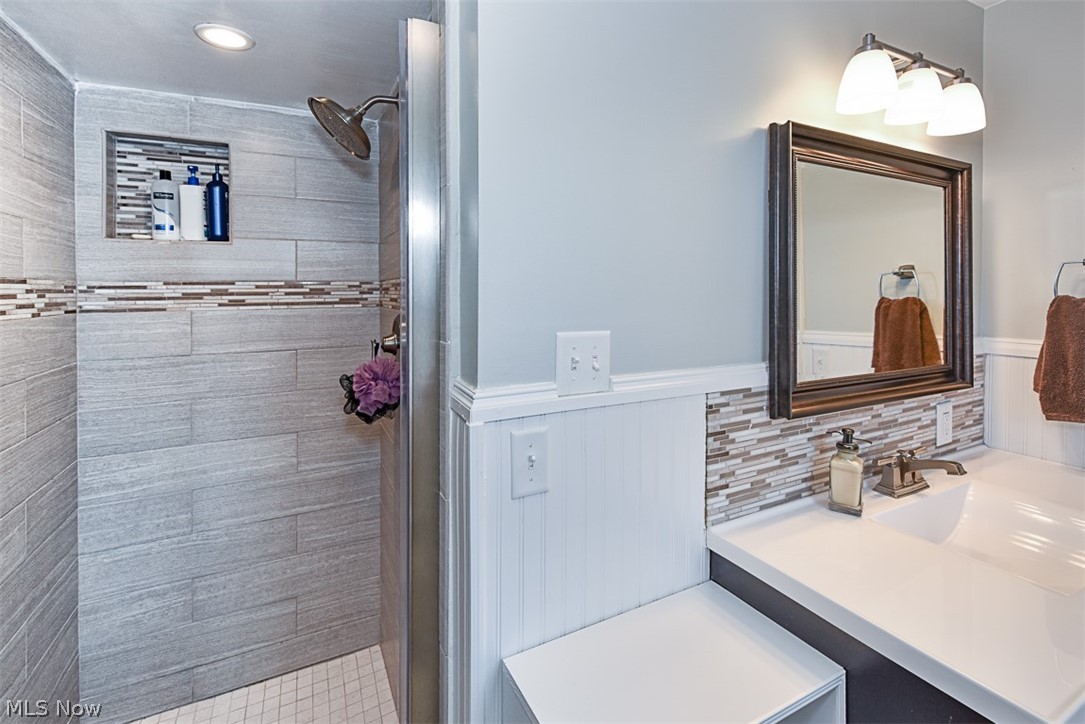 23920 Shelburne Road Shaker Heights, OH 44122 - Photo 23 of 35 Gallery Image 23