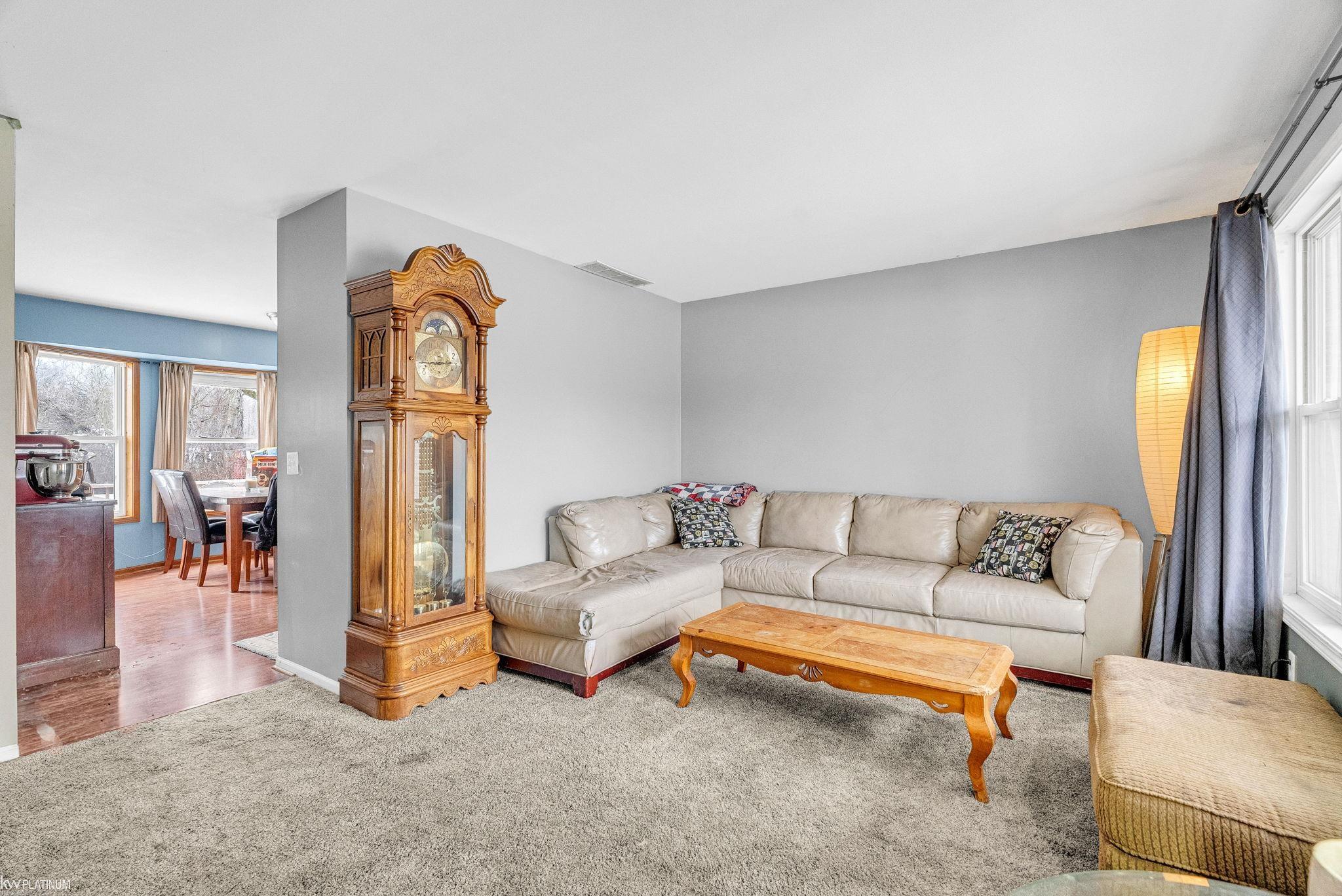 5540 Tice Road Fort Gratiot, MI 48059 - Photo 7 of 36