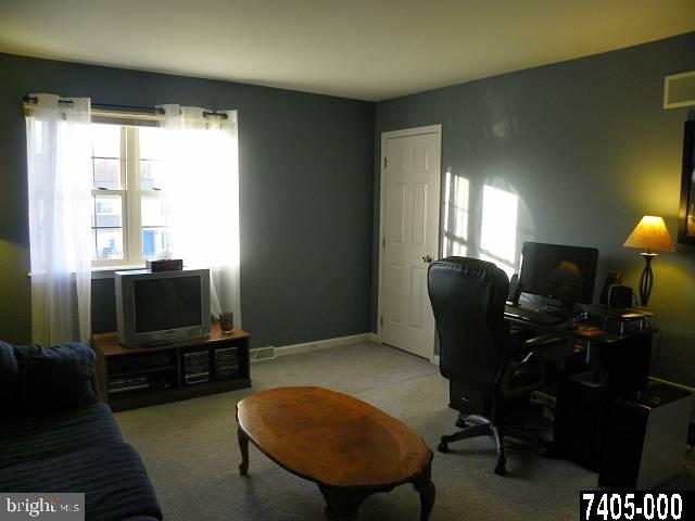 2975 Rainbow Road Dover, PA 17315 - Photo 13 of 25 Gallery Image 13