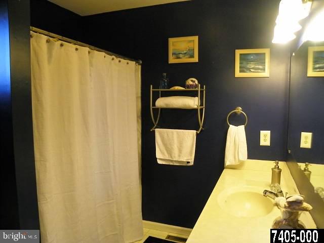 2975 Rainbow Road Dover, PA 17315 - Photo 18 of 25 Gallery Image 18