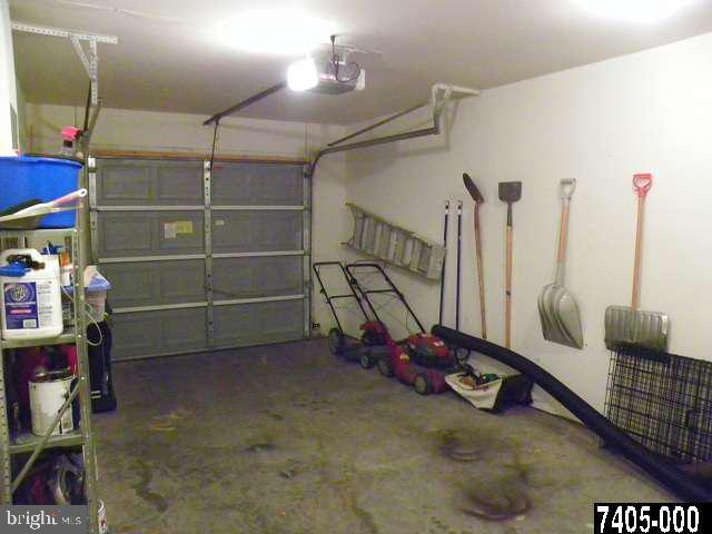 2975 Rainbow Road Dover, PA 17315 - Photo 20 of 25 Gallery Image 20