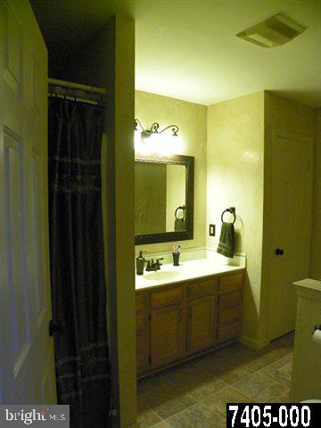 2975 Rainbow Road Dover, PA 17315 - Photo 9 of 25 Gallery Image 9