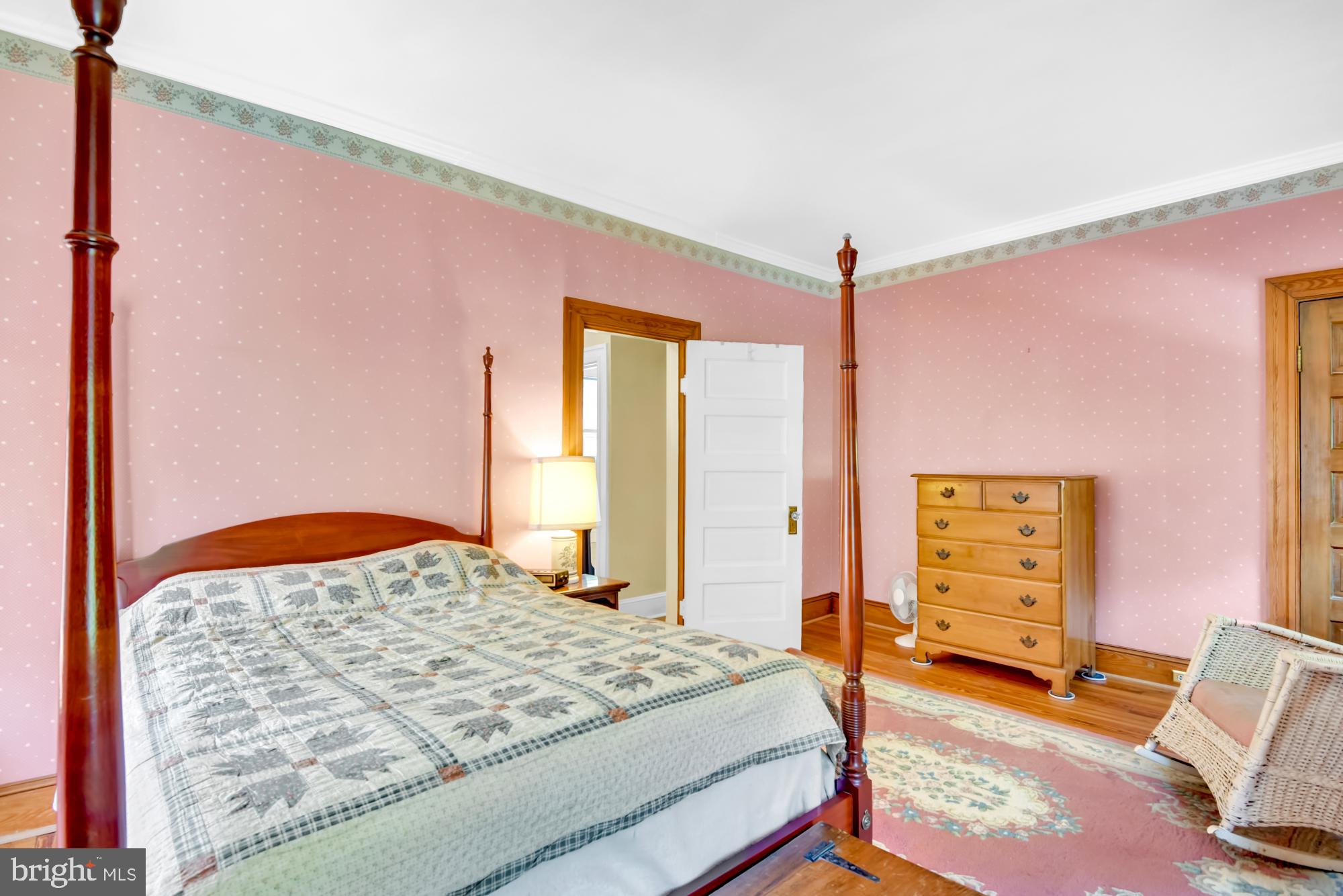 1015 Windsor Road Baltimore, MD 21208 - Photo 18 of 27 A Charming and Homey retreat!