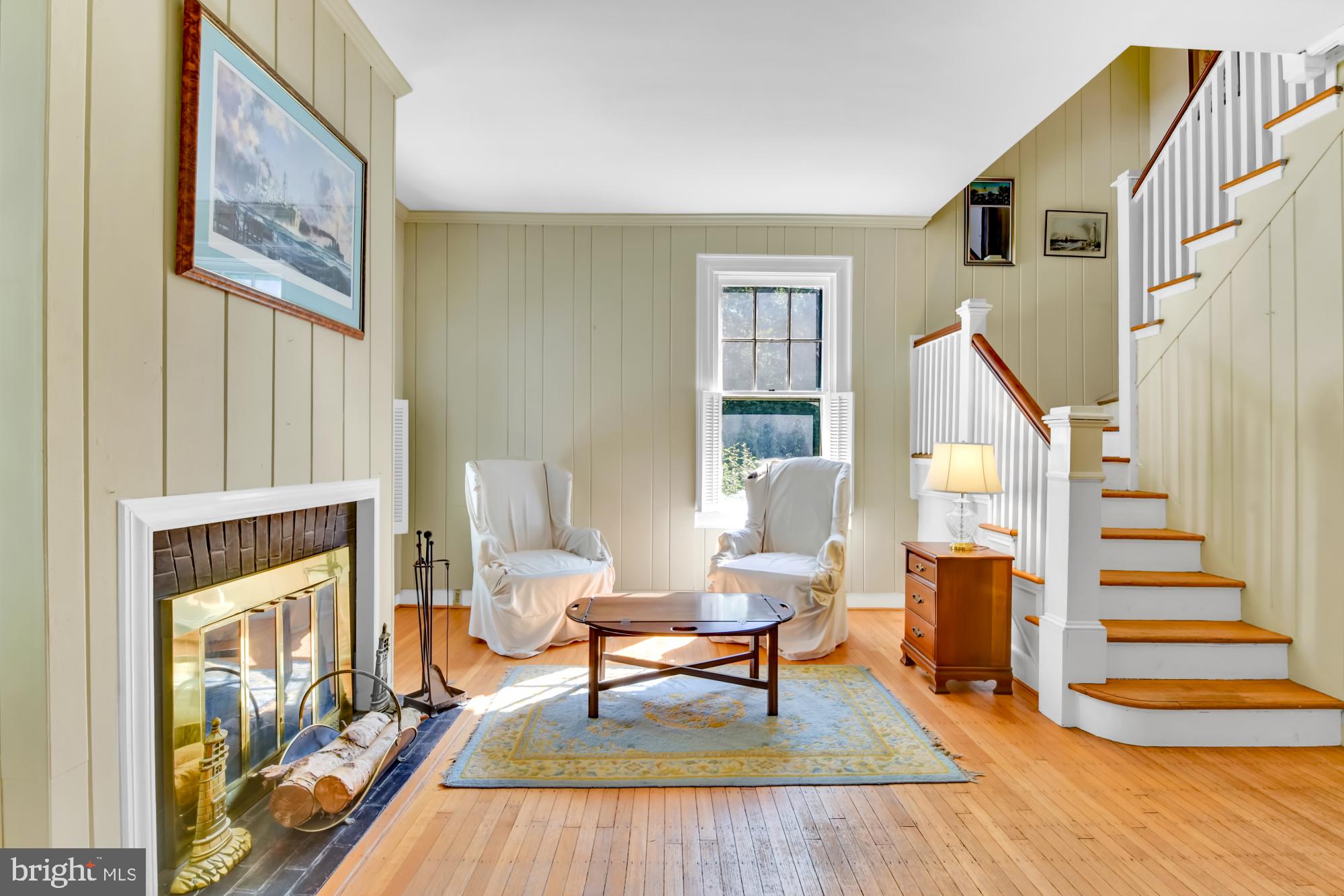 1015 Windsor Road Baltimore, MD 21208 - Photo 4 of 27 LR w/wood burning fireplace