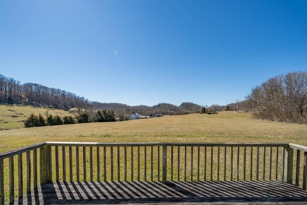 621 Fordtown Road Kingsport, TN 37663 - Photo 37 of 70 621 Fordtown Road (37 of 70)