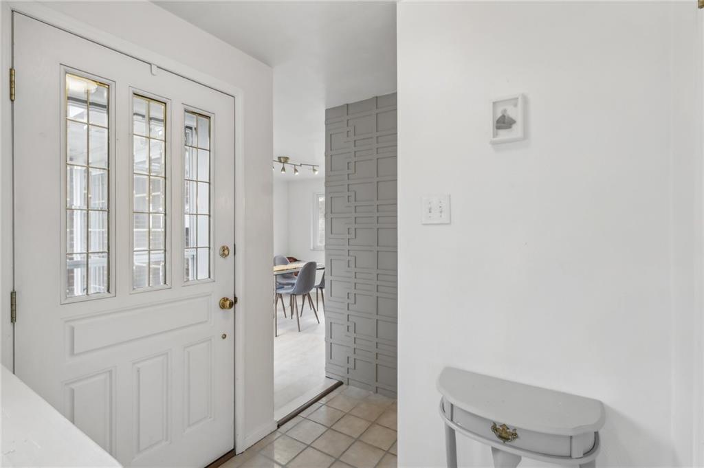 14178 Roberta Drive Irwin, PA 15642 - Photo 11 of 32