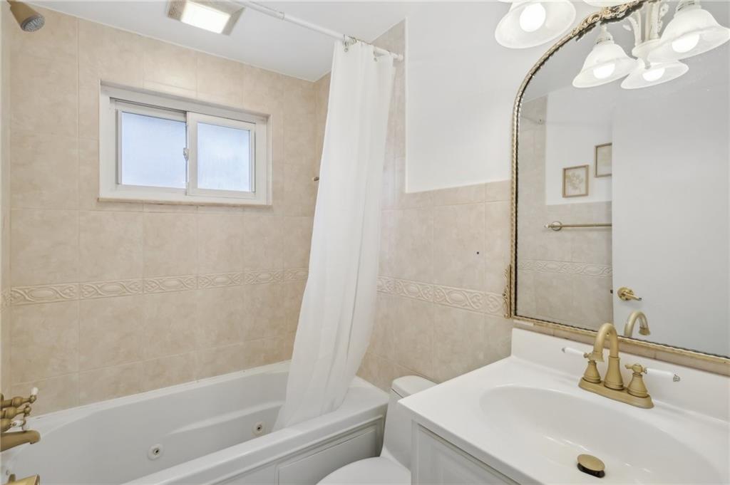 14178 Roberta Drive Irwin, PA 15642 - Photo 16 of 32