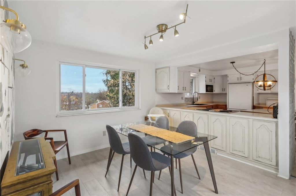 14178 Roberta Drive Irwin, PA 15642 - Photo 7 of 32