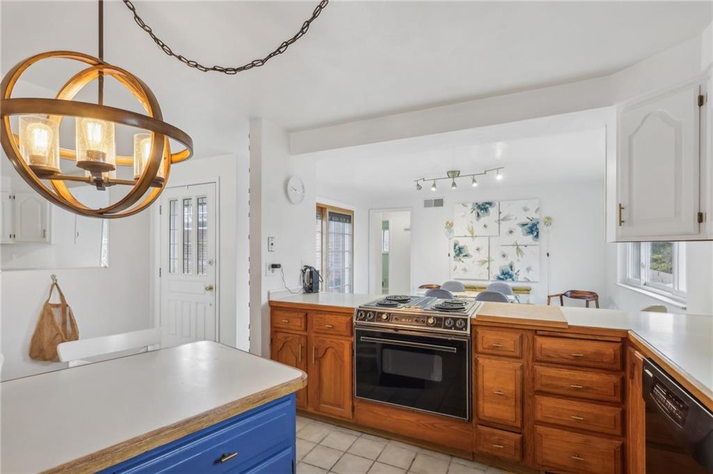 14178 Roberta Drive Irwin, PA 15642 - Photo 10 of 32