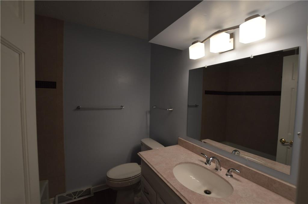 262 North Raceway Road Indianapolis, IN 46234 - Photo 14 of 24 Gallery Image 14