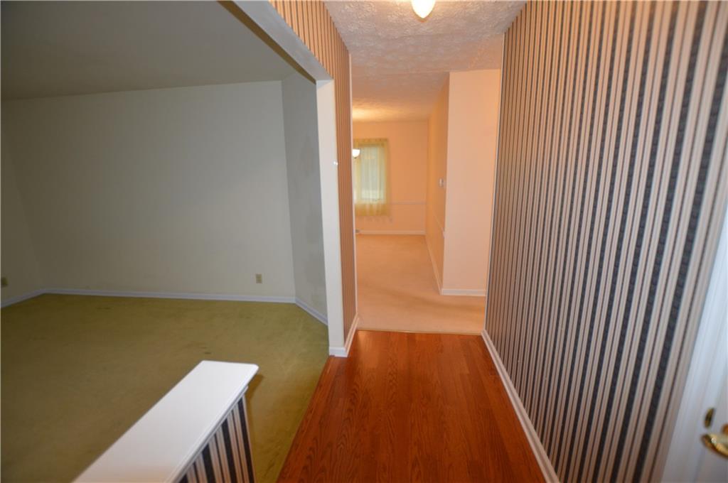 262 North Raceway Road Indianapolis, IN 46234 - Photo 4 of 24 Gallery Image 4