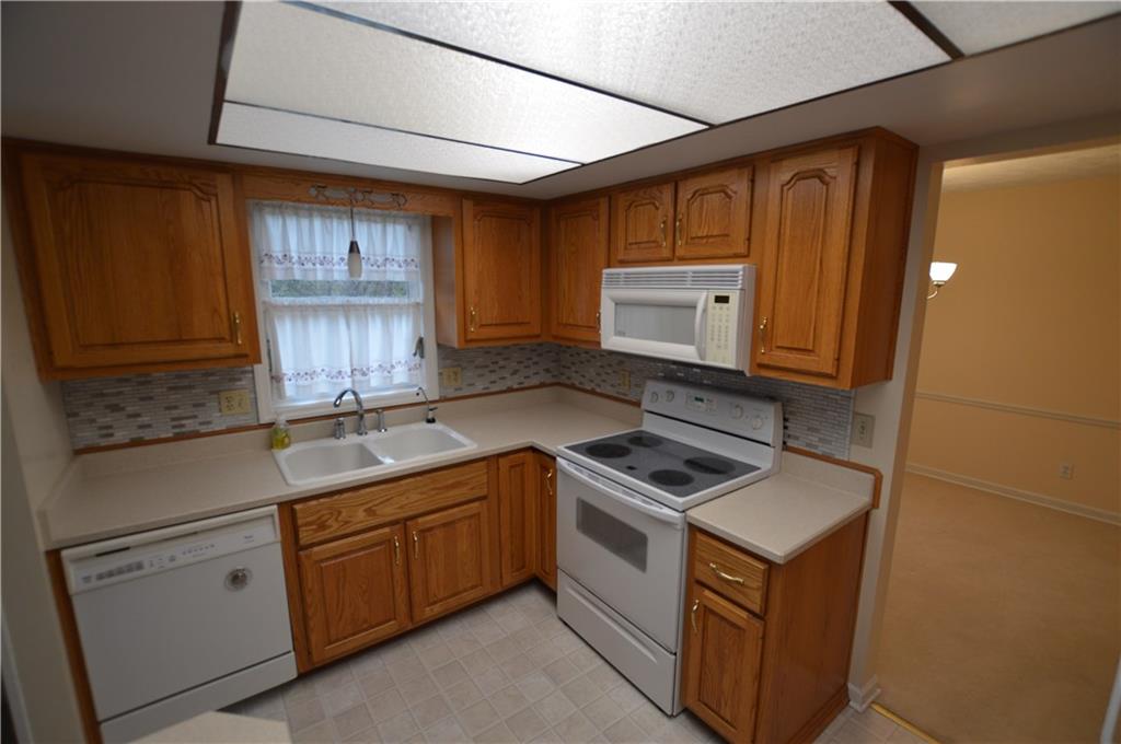 262 North Raceway Road Indianapolis, IN 46234 - Photo 8 of 24 Gallery Image 8