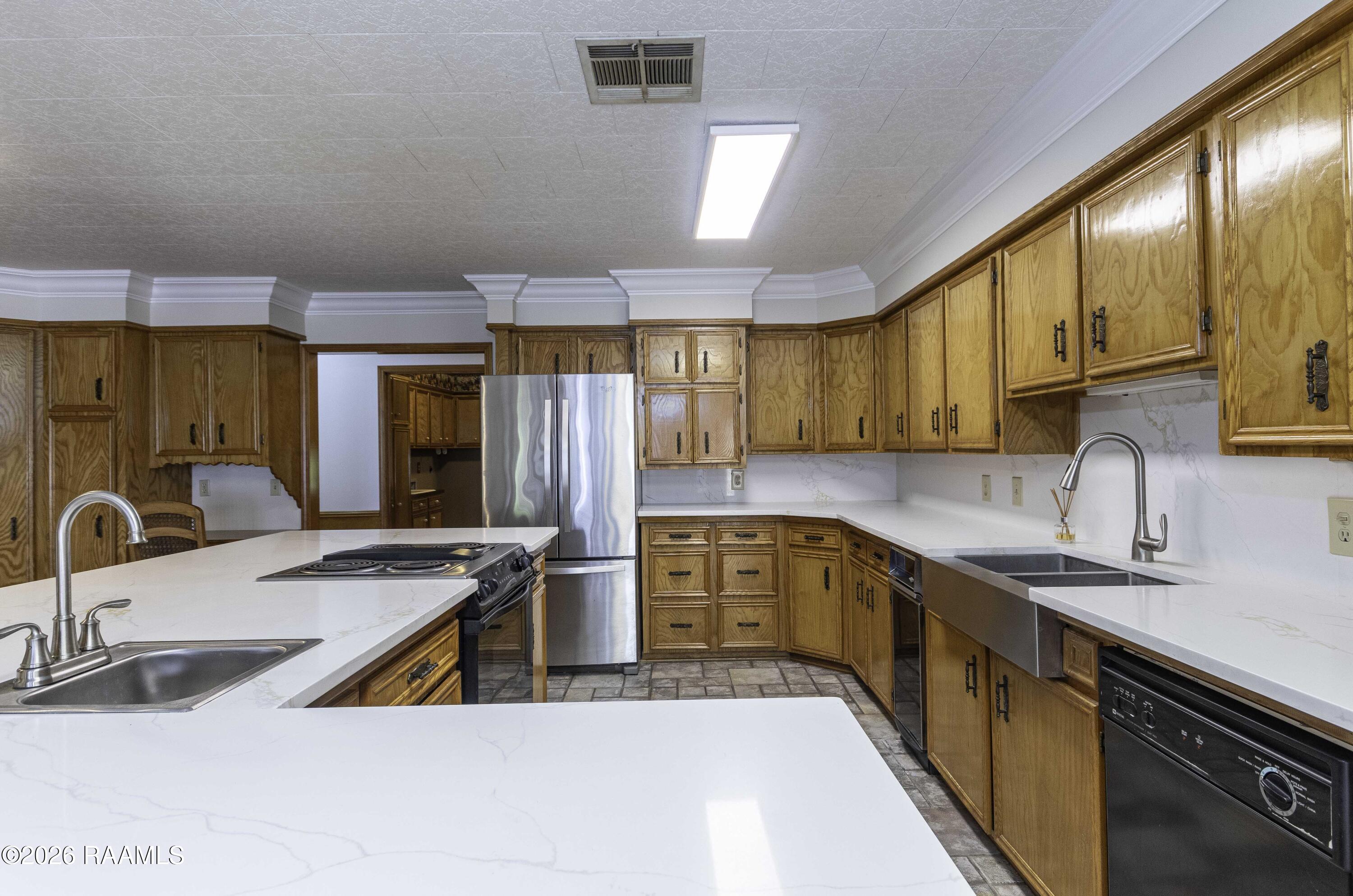 11022 Anthony Road Abbeville, LA 70510 - Photo 15 of 44
