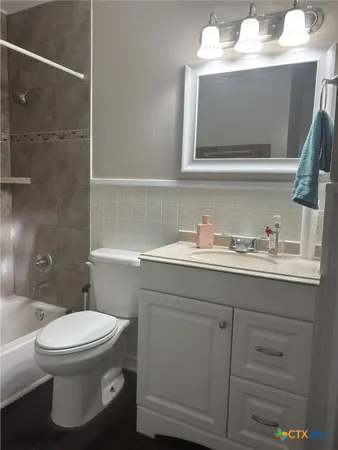 $1,100 | 2905 Wildwood Street, Victoria, TX 77901