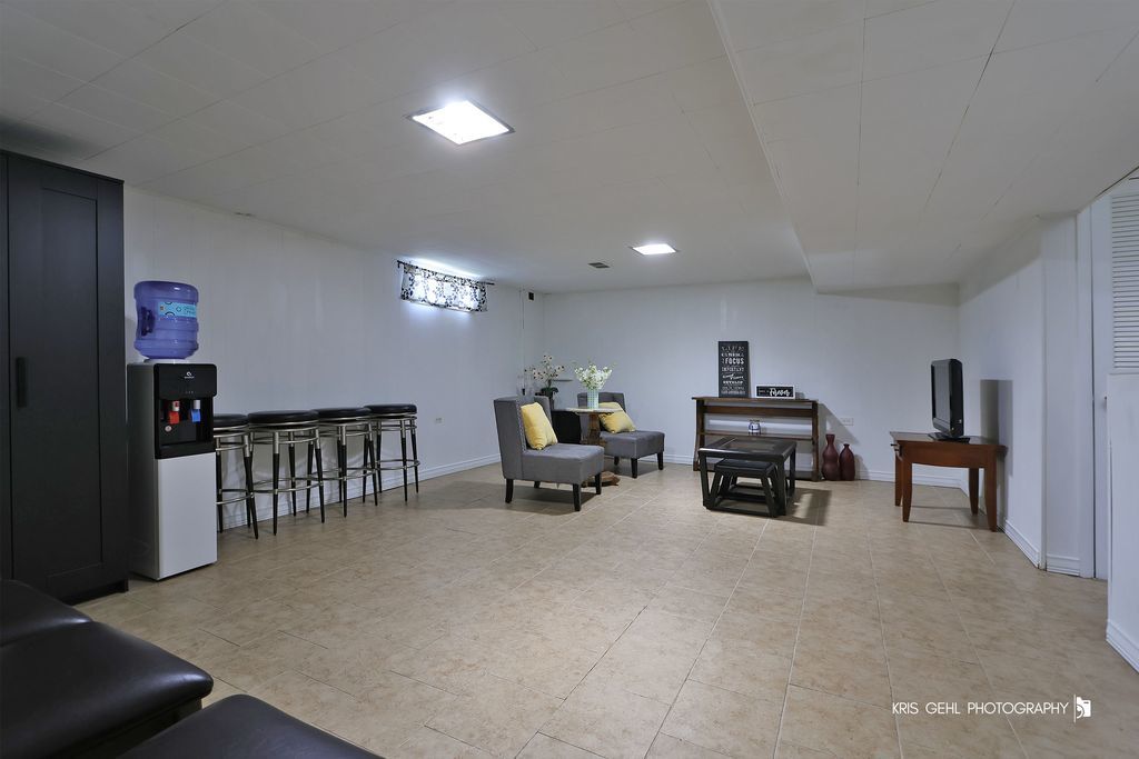 9550 Potter Road Des Plaines, IL 60016 - Photo 18 of 22