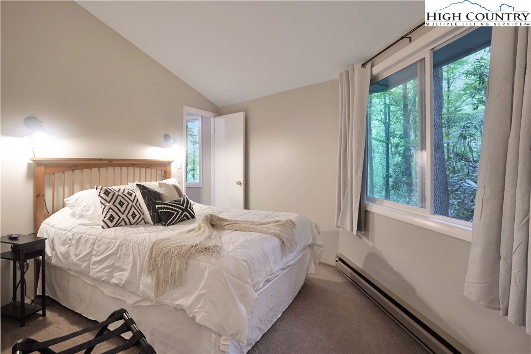 560 Laurel Ridge Banner Elk, NC 28604 - Photo 14 of 33