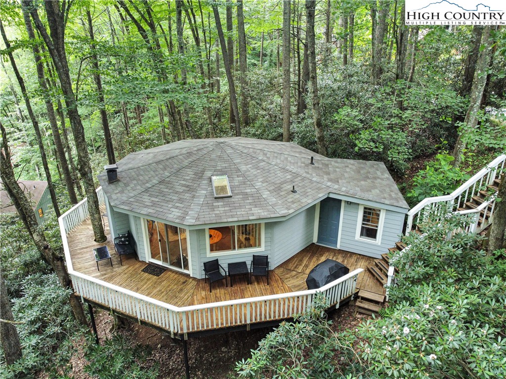 560 Laurel Ridge Banner Elk, NC 28604 - Photo 29 of 33