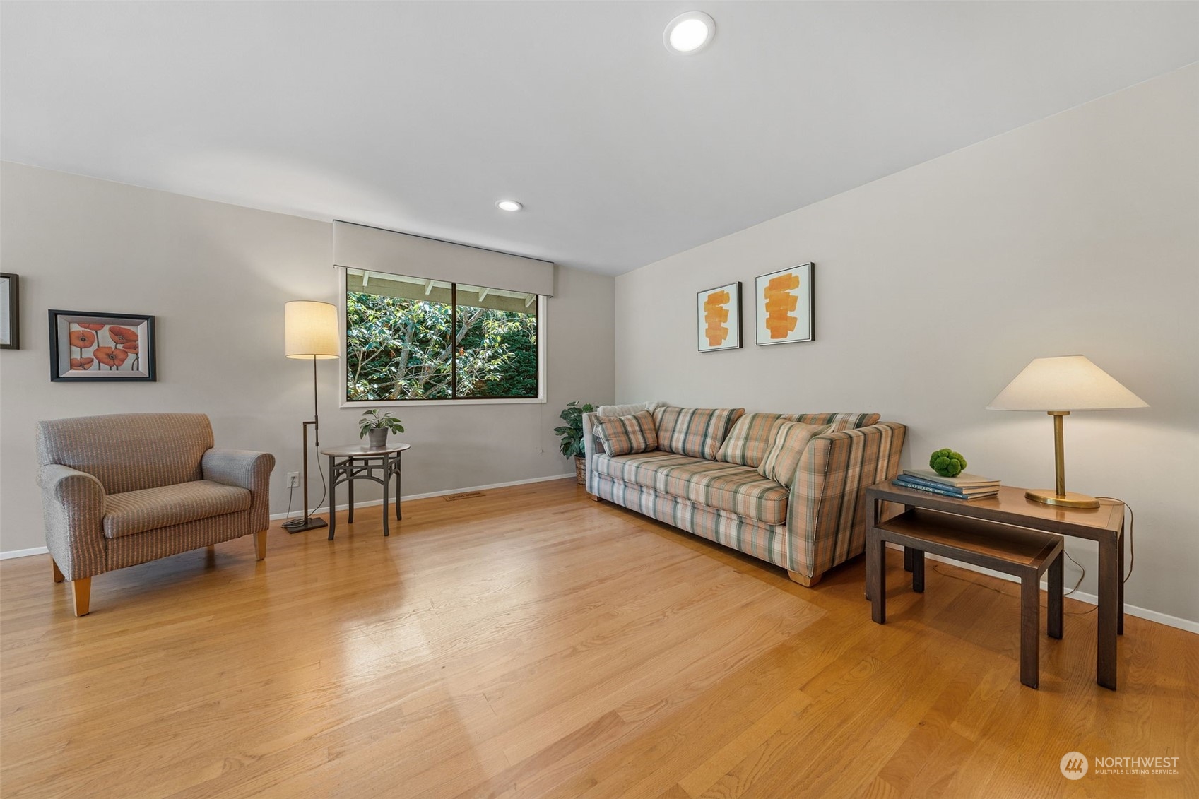 3101 80th Avenue Northeast Hunts Point, WA 98004 - Photo 13 of 40 Gallery Image 13