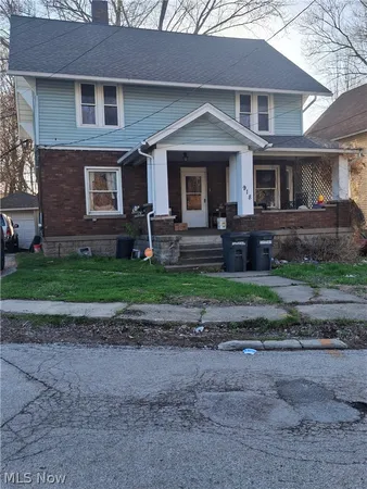 $199,000 | 918 Seymour Drive, Ashtabula, OH 44004