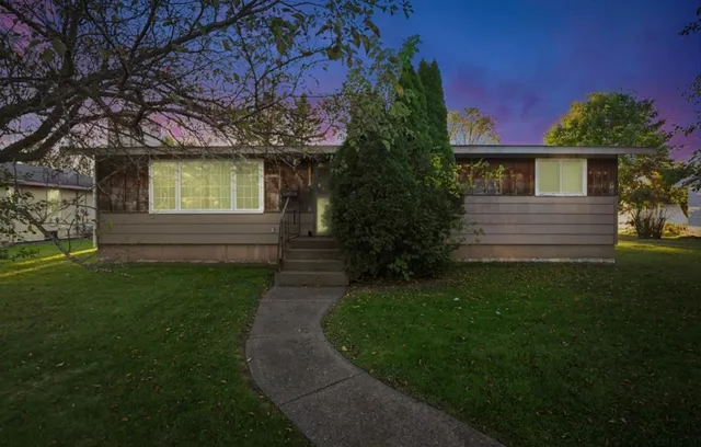 $279,000 | 6615 Ogden Avenue, Superior, WI 54880