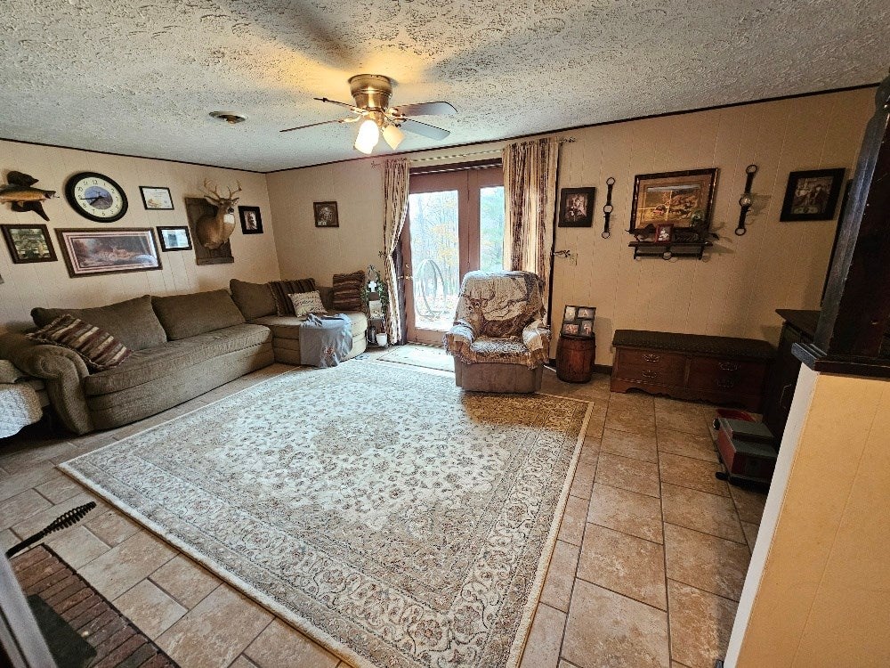 656 Millstone Road Woodlawn, VA 24381 - Photo 7 of 21 Gallery Image 7