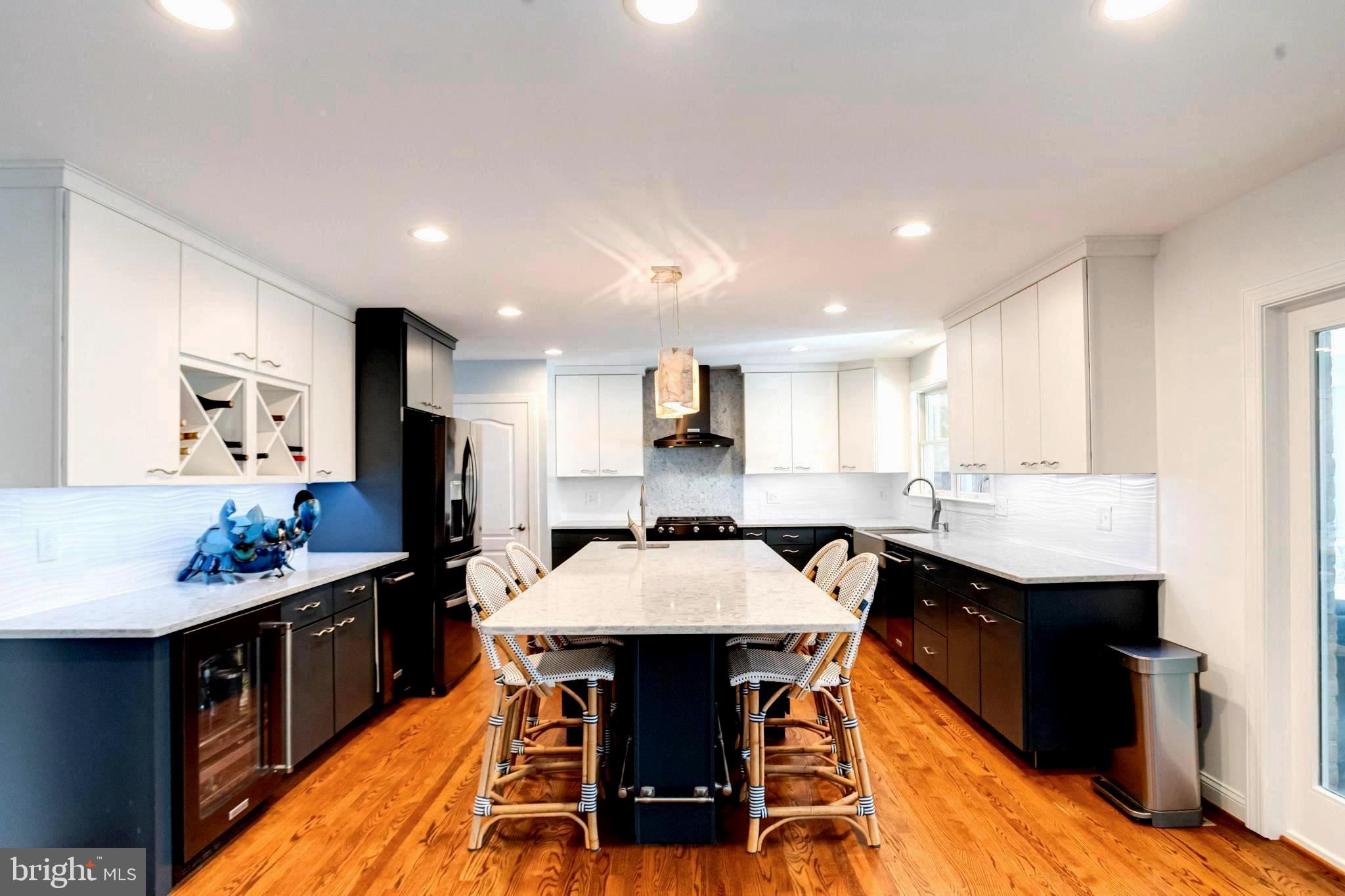 1432 Shore Road Baltimore, MD 21220 - Photo 13 of 63