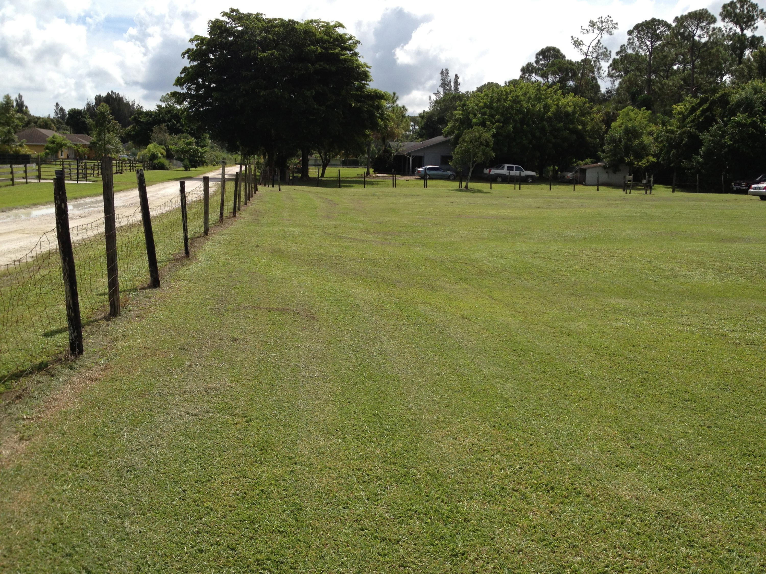 2246 E Road Loxahatchee Groves, FL 33470 - Photo 2 of 27 IMG_4926
