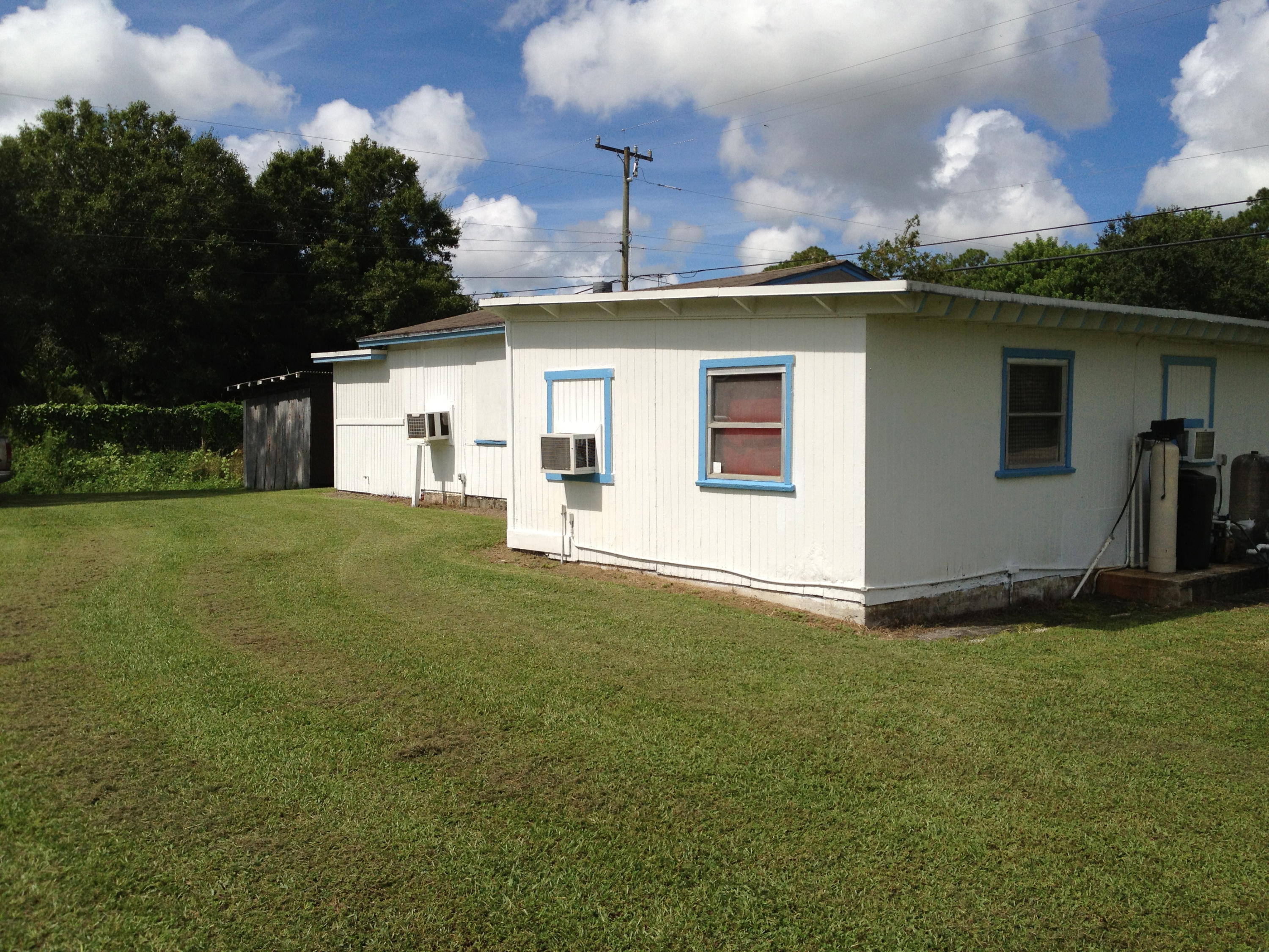 2246 E Road Loxahatchee Groves, FL 33470 - Photo 6 of 27 IMG_4923