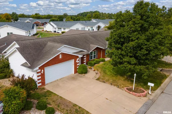 $235,000 | 1500 Apache Drive, Marion, IL 62959