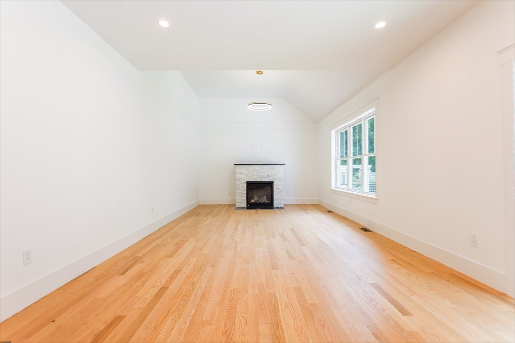 8 Bellmore Road Framingham, MA 01702 - Photo 17 of 35