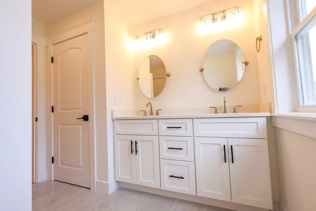 $999,900 | 8 Bellmore Road, Framingham, MA 01702