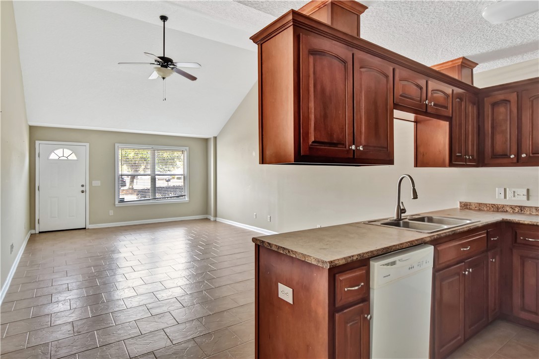 259 Promise Lane Brunswick, GA 31525 - Photo 5 of 21