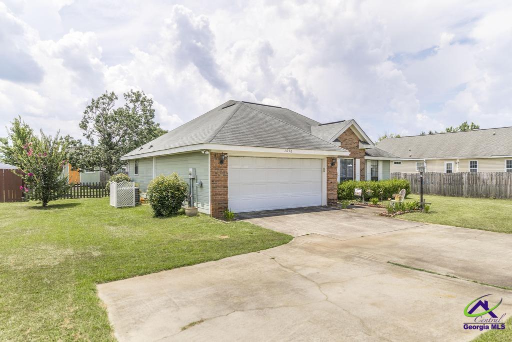 1036 Feagin Mill Road Warner Robins, GA 31088 - Photo 2 of 28
