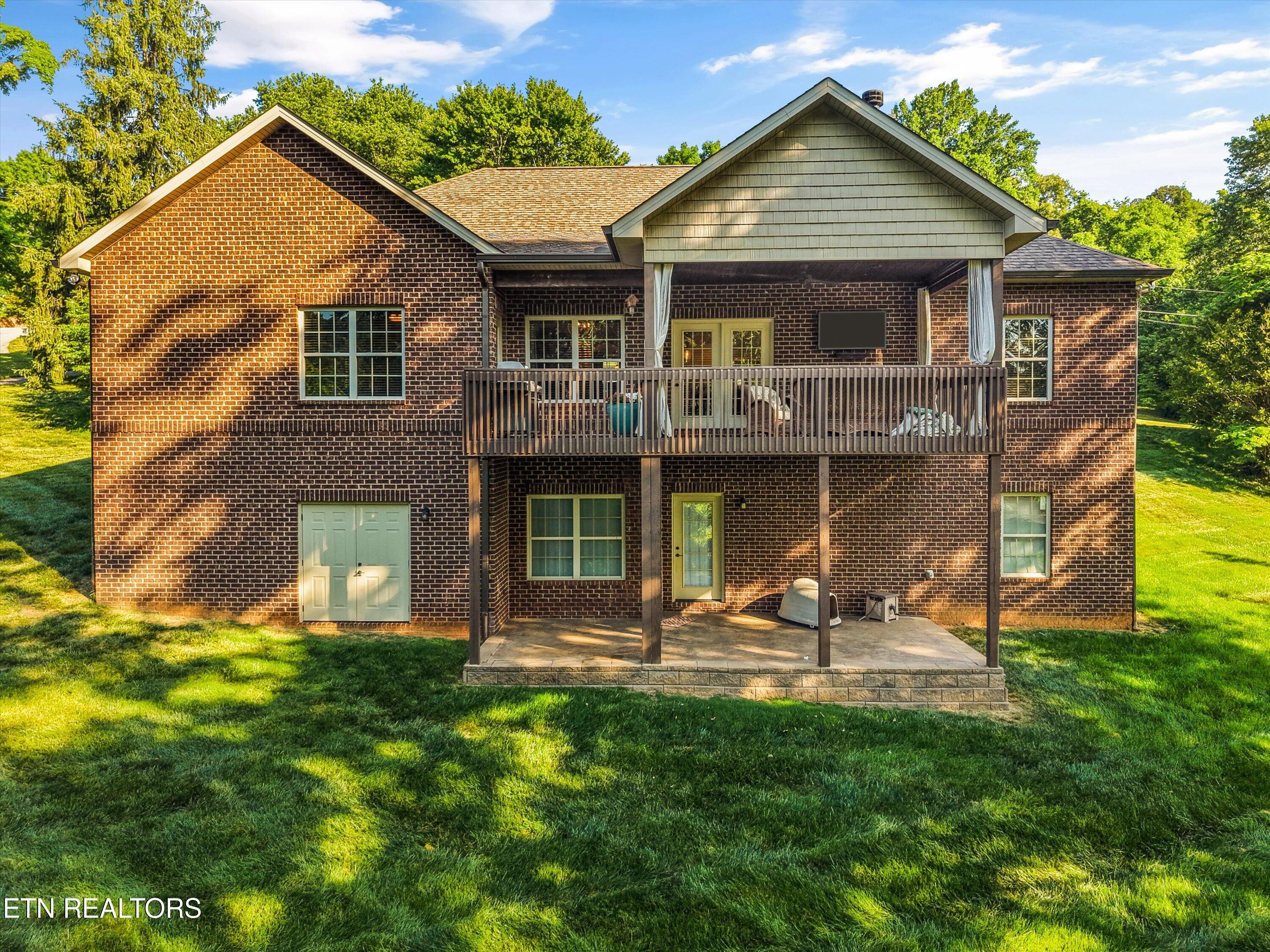 1341 Hillvale Road Louisville, TN 37777 - Photo 2 of 42 35-128 Hillvale Rd02