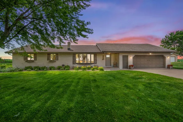 $519,900 | N2781 Maloney Road, Freedom, WI 54130