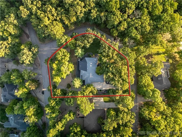 $720,000 | 407 Greystone Lane, Sunrise Beach, MO 65079